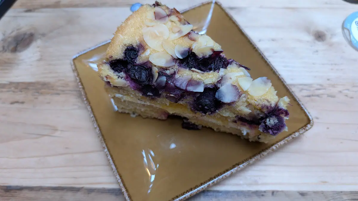 Sweet Nix Coffee And Cake Shop – cake shop in Carnoustie town centre